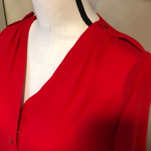 Express Red Top/Tunic - Picture 3 of 7